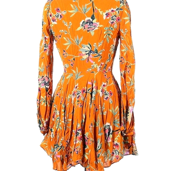 Urban Outfitters Ecote Rosalinda Multifloral Minidress Fit & Flare Side Zip Sz 6 - Picture 9 of 14